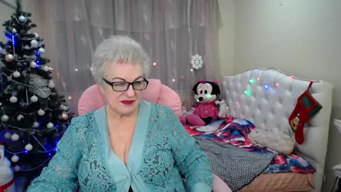 kaylesmoll online show from 01/22/25, 05:16