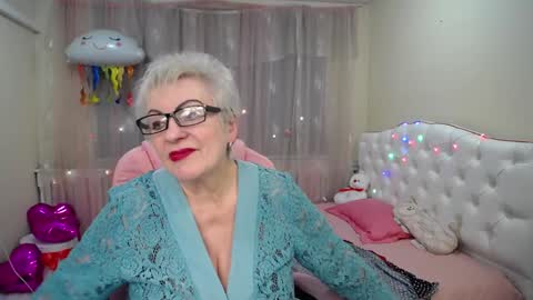 kaylesmoll online show from 01/25/25, 04:02
