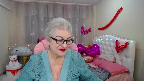 kaylesmoll online show from 01/31/25, 09:48
