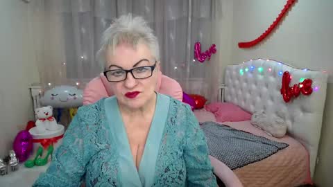kaylesmoll online show from 02/20/25, 02:40