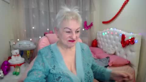 kaylesmoll online show from 02/23/25, 05:01