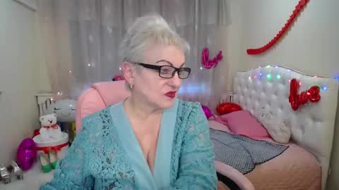 kaylesmoll online show from 03/08/25, 05:28