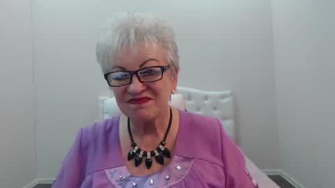 kaylesmoll online show from 07/19/26, 07:17