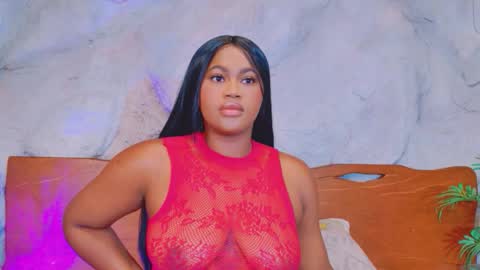 Snapshot of kaylie_mitchel chatting on 11/02/25, 02:08 KAYLIE online show from 11/02/25, 02:08