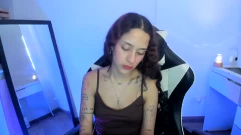 kaylie online show from 06/12/26, 05:34