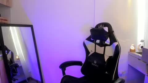 kaylie online show from 06/17/26, 06:31