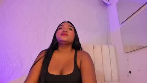 Snapshot of kayna_gomez chatting on 10/03/25, 07:22 Kayna online show from 10/03/25, 07:22