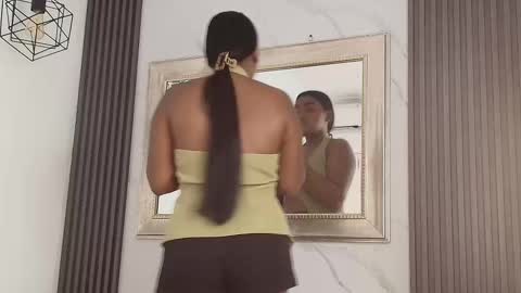 Snapshot of kayna_gomez chatting on 11/08/25, 07:34 Kayna online show from 11/08/25, 07:34