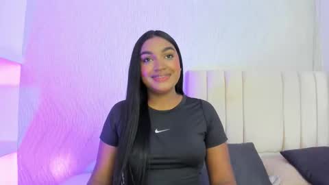 Snapshot of kayna_gomez chatting on 11/25/25, 07:03 Kayna online show from 11/25/25, 07:03