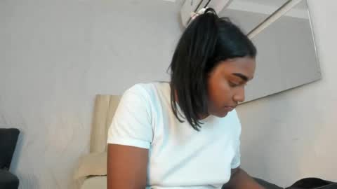 Kayna online show from 04/29/26, 07:42