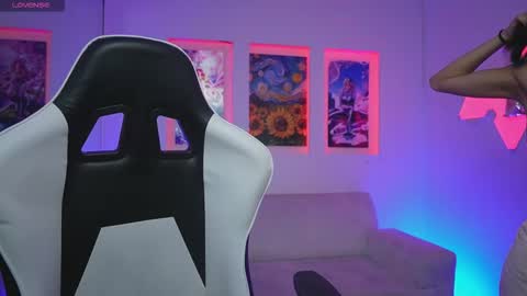 Kayra online show from 11/08/25, 11:43