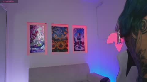 Kayra online show from 12/02/25, 12:10