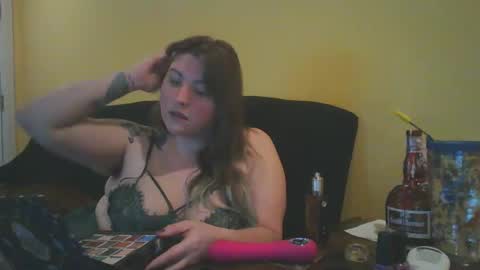 Katie Bird online show from 02/21/25, 11:44