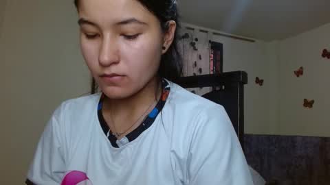 Snapshot of kazumi6 chatting on 11/01/25, 08:33 KAZUMI online show from 11/01/25, 08:33