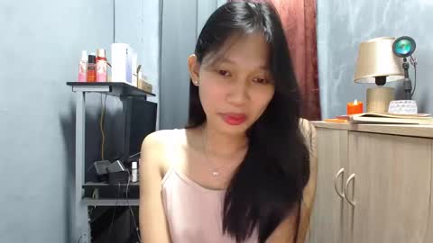 Its me Cora online show from 09/13/25, 05:18