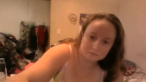 Snapshot of kcandler27 chatting on 10/23/25, 04:23 kcandler27 online show from 10/23/25, 04:23