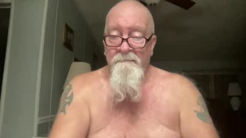 Snapshot of kcbace61760 chatting on 12/23/24, 01:29 kcbace61760 online show from 12/23/24, 01:29