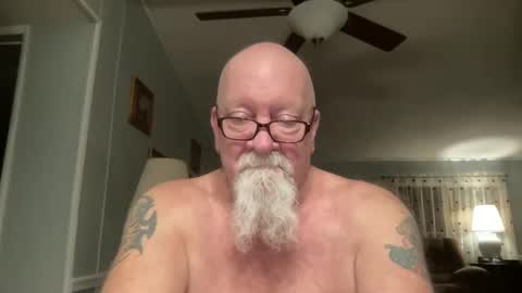 Snapshot of kcbace61760 chatting on 01/30/25, 01:22 kcbace61760 online show from 01/30/25, 01:22