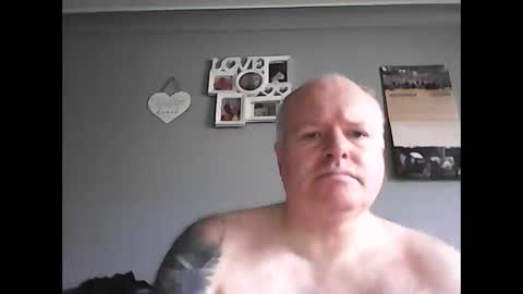 Snapshot of kdus4444 chatting on 11/16/25, 10:54 kdus4444 online show from 11/16/25, 10:54