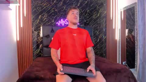 Keane online show from 09/18/25, 01:02