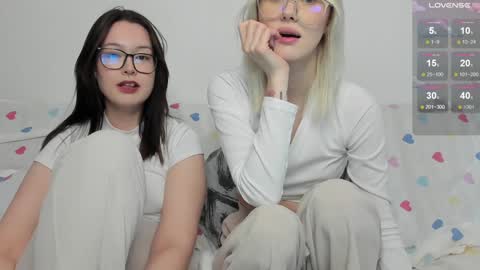 Snapshot of kebesheska chatting on 12/16/24, 09:03 Seb Polly Roxy Jonny online show from 12/16/24, 09:03