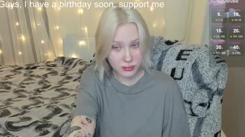 Snapshot of kebesheska chatting on 02/06/25, 12:22 Seb Polly Roxy Jonny online show from 02/06/25, 12:22