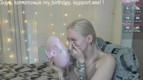 Snapshot of kebesheska chatting on 02/10/25, 03:35 Seb Polly Roxy Jonny online show from 02/10/25, 03:35