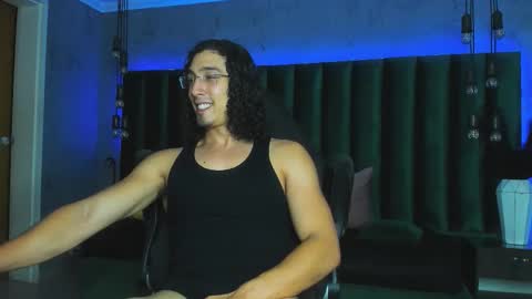 Snapshot of keelanmg chatting on 10/31/25, 02:56 keelanmg online show from 10/31/25, 02:56