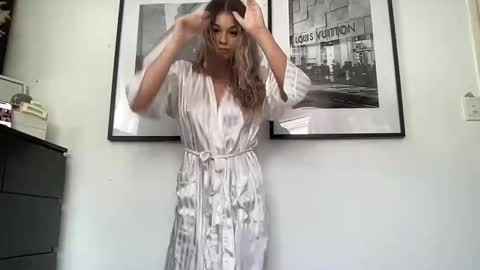 Keelie xx online show from 03/03/25, 11:24