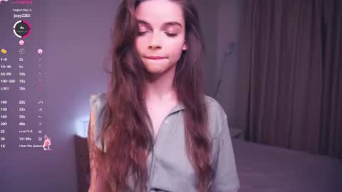 Lulu online show from 06/12/26, 10:52