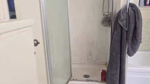 Snapshot of keepingmiyouth chatting on 01/12/25, 02:09 Dexter online show from 01/12/25, 02:09