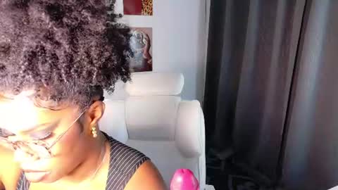 Kehlannis online show from 07/15/26, 06:46
