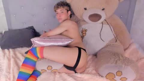 kei oliver online show from 02/05/25, 11:02