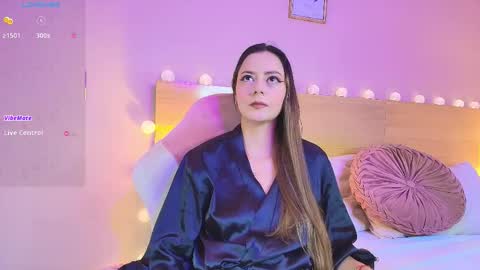 Snapshot of keidancee chatting on 11/04/25, 09:58 Keidance online show from 11/04/25, 09:58