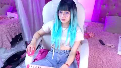 Snapshot of keiko_amane chatting on 05/01/26, 03:22 online show from 05/01/26, 03:22