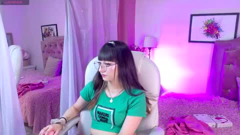 Snapshot of keiko_amane chatting on 05/02/26, 03:22 online show from 05/02/26, 03:22