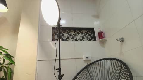 keila online show from 10/02/25, 12:12