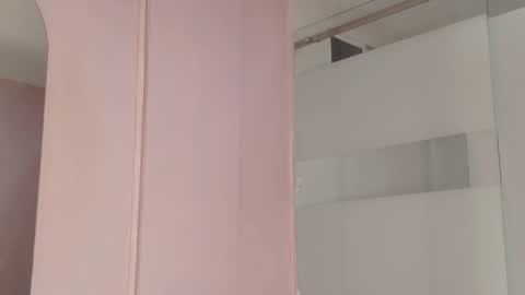 keila online show from 10/27/25, 01:42