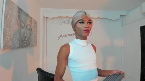 Keila  online show from 06/28/26, 09:54