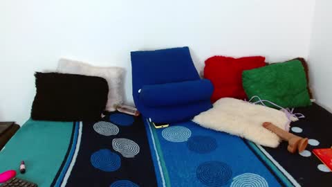 keila online show from 12/01/24, 04:29