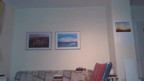 Snapshot of keilie1 chatting on 12/21/24, 09:15 keilie1 online show from 12/21/24, 09:15