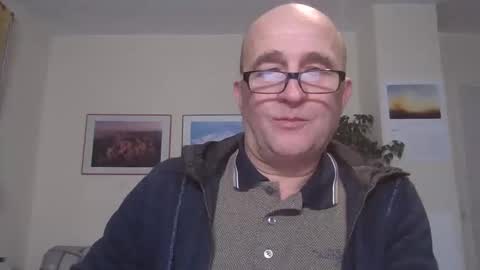 Snapshot of keilie1 chatting on 12/27/24, 09:00 keilie1 online show from 12/27/24, 09:00