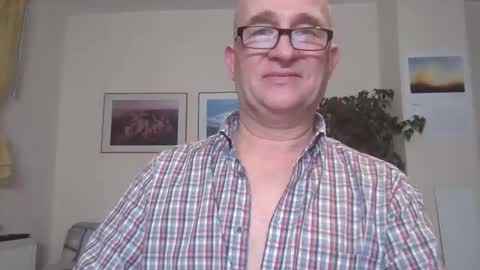 keilie1 online show from 12/28/24, 12:04