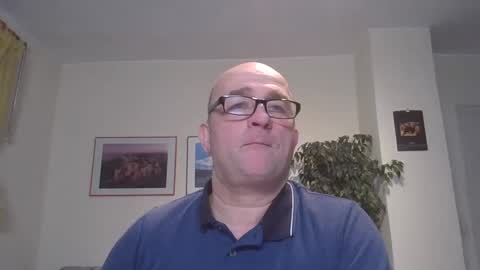 keilie1 online show from 01/08/25, 11:41