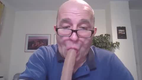 Snapshot of keilie1 chatting on 02/07/25, 11:24 keilie1 online show from 02/07/25, 11:24