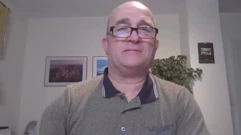 Snapshot of keilie1 chatting on 02/28/25, 11:34 keilie1 online show from 02/28/25, 11:34