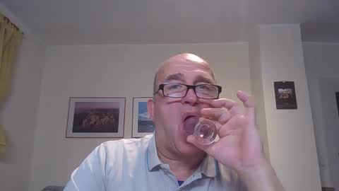 Snapshot of keilie1 chatting on 11/17/25, 11:21 keilie1 online show from 11/17/25, 11:21