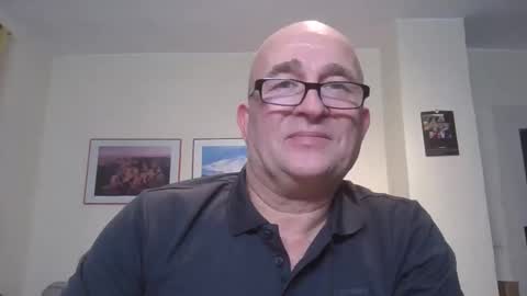 Snapshot of keilie1 chatting on 12/13/25, 08:36 keilie1 online show from 12/13/25, 08:36