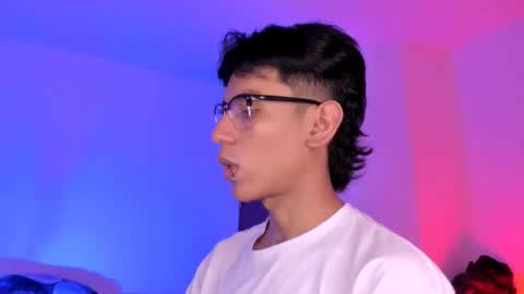 Alejandro Gonzalez online show from 11/18/25, 11:37