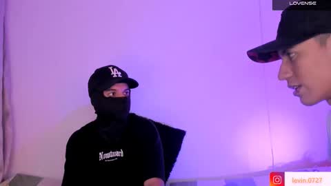 Alejandro Gonzalez online show from 11/22/25, 02:21